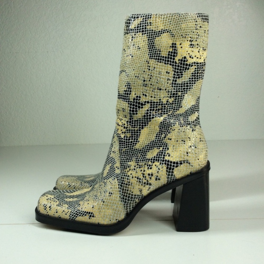 Mainframe Cream & Black Y2K Snakeskin Block Boots Square Toe Size: 6.5 - Picture 5 of 10